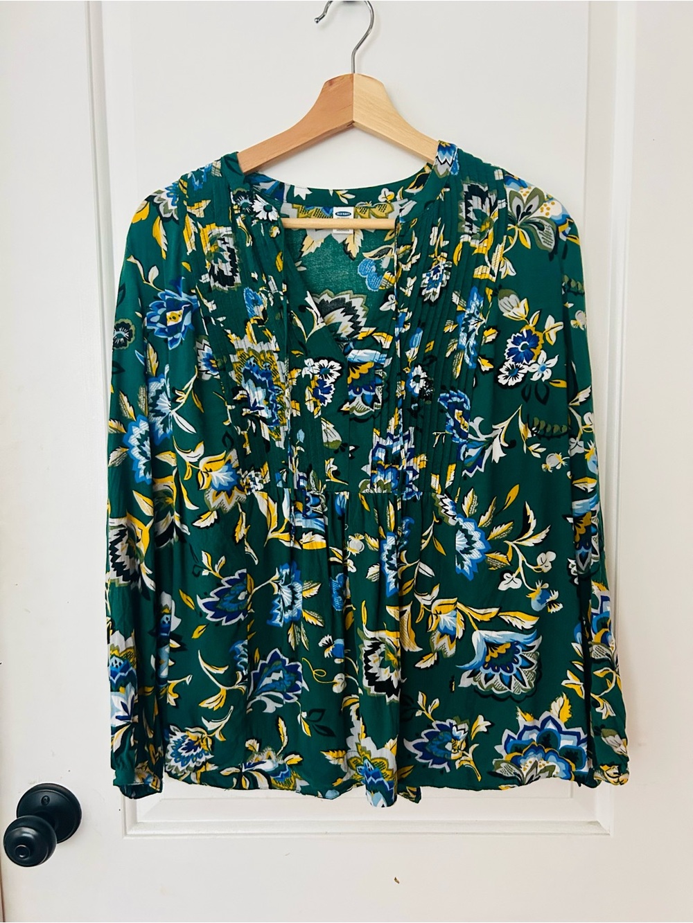Old Navy Green Floral Pintuck Tunic with Blue & Yellow Accents